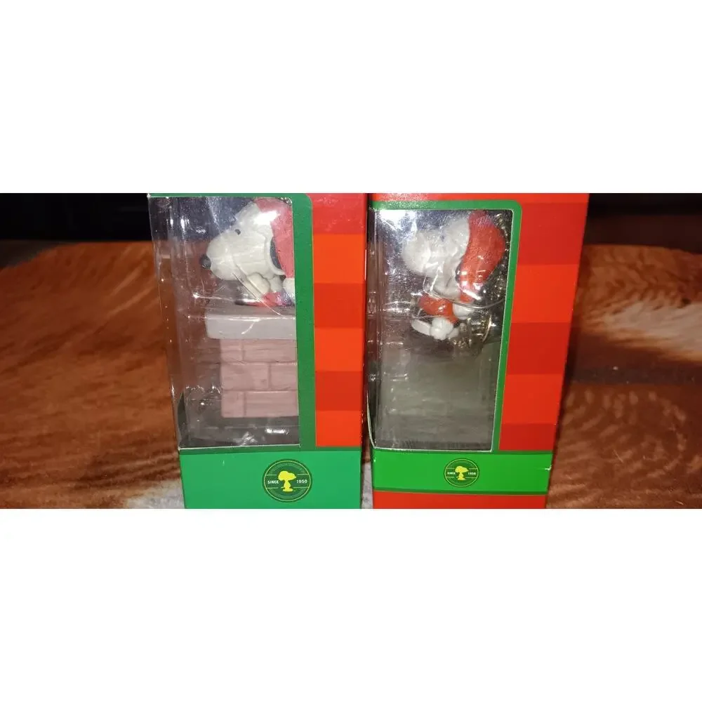Lot VTG Peanuts SNOOPY Santa SALVATION ARMY BELL RINGER & Santa In Chimney